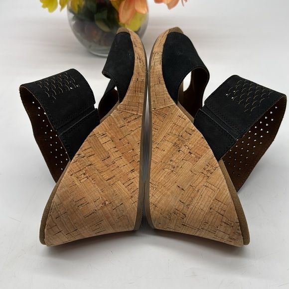 Rockport Black Slip On Two Strap Leather Cuts Out Cork Wedge Sandal Sz 7.5 - Picture 4 of 8